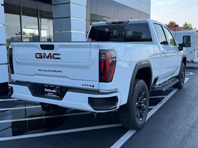 2026 GMC Sierra 2500 HD 4WD Crew Cab AT4