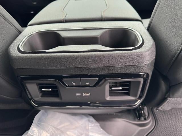 2026 GMC Sierra 2500 HD 4WD Crew Cab AT4