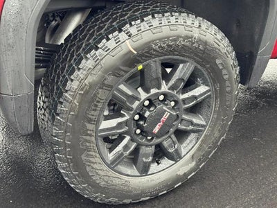 2026 GMC Sierra 2500 HD 4WD Crew Cab AT4