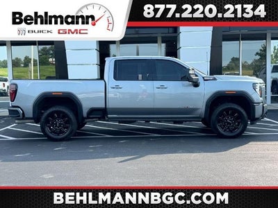 2025 GMC Sierra 2500 HD 4WD Crew Cab AT4