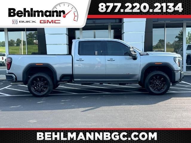 2025 GMC Sierra 2500 HD 4WD Crew Cab AT4