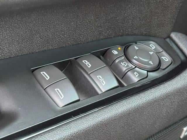 2025 GMC Sierra 2500 HD 4WD Crew Cab AT4