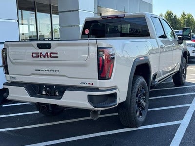 2026 GMC Sierra 2500 HD 4WD Crew Cab AT4
