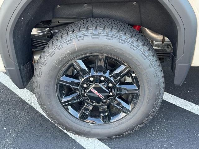 2026 GMC Sierra 2500 HD 4WD Crew Cab AT4