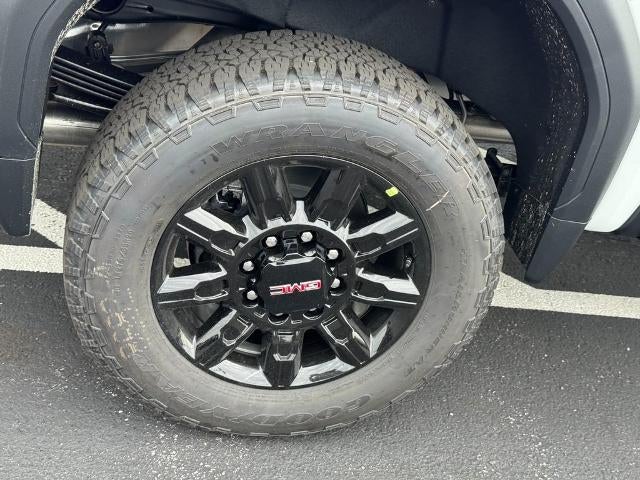 2026 GMC Sierra 2500 HD 4WD Crew Cab AT4