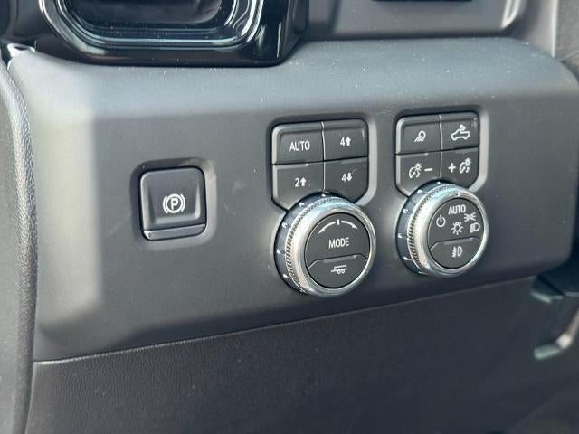 2026 GMC Sierra 2500 HD 4WD Crew Cab AT4