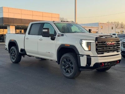 2026 GMC Sierra 2500 HD 4WD Crew Cab AT4