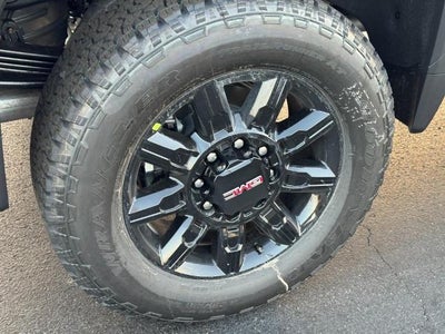 2026 GMC Sierra 2500 HD 4WD Crew Cab AT4
