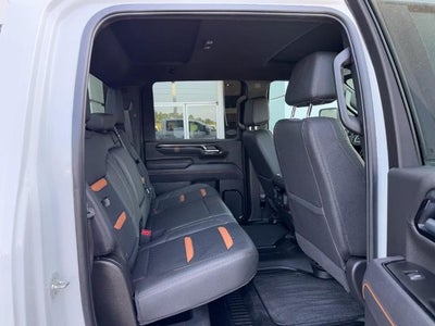 2025 GMC Sierra 2500 HD 4WD Crew Cab AT4