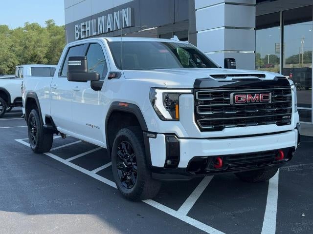 2025 GMC Sierra 2500 HD 4WD Crew Cab AT4