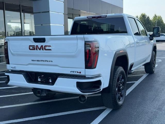 2025 GMC Sierra 2500 HD 4WD Crew Cab AT4