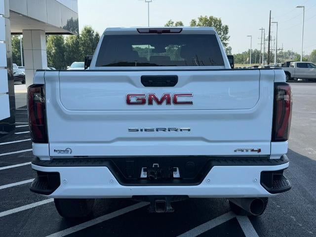 2025 GMC Sierra 2500 HD 4WD Crew Cab AT4