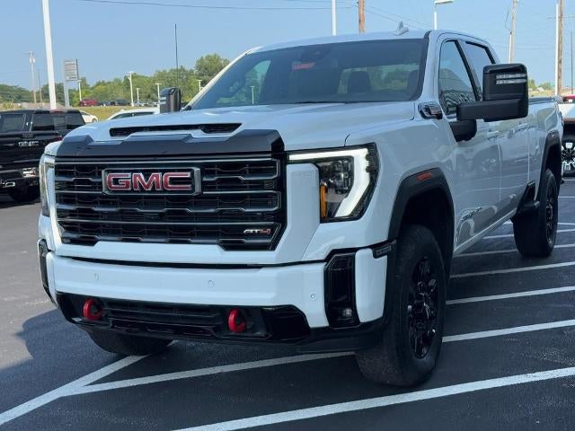 2025 GMC Sierra 2500 HD 4WD Crew Cab AT4