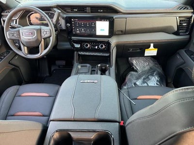 2026 GMC Sierra 2500 HD 4WD Crew Cab AT4