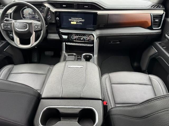 2025 GMC Sierra 2500 HD 4WD Crew Cab Denali