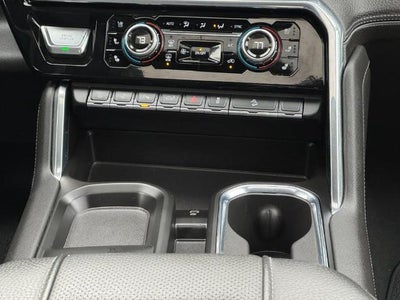 2025 GMC Sierra 2500 HD 4WD Crew Cab Denali