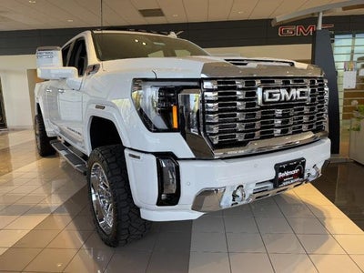 2026 GMC Sierra 2500 HD 4WD Crew Cab Denali