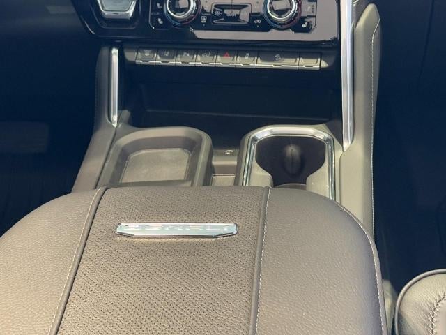 2026 GMC Sierra 2500 HD 4WD Crew Cab Denali