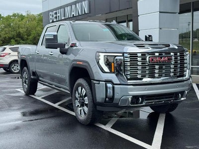 2026 GMC Sierra 2500 HD 4WD Crew Cab Denali