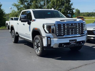 2026 GMC Sierra 2500 HD 4WD Crew Cab Denali