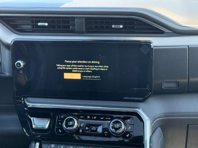 2026 GMC Sierra 2500 HD 4WD Crew Cab Denali