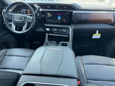 2025 GMC Sierra 2500 HD 4WD Crew Cab Denali