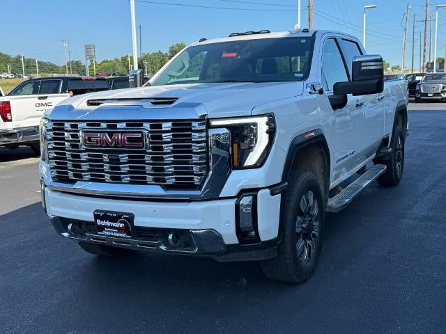 2025 GMC Sierra 2500 HD 4WD Crew Cab Denali
