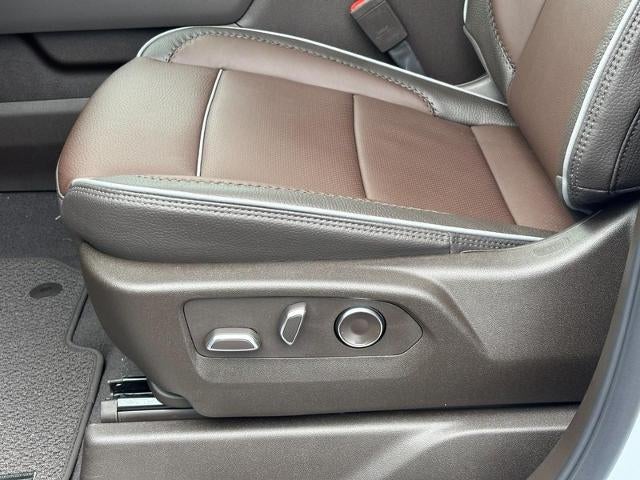 2026 GMC Sierra 2500 HD 4WD Crew Cab Denali