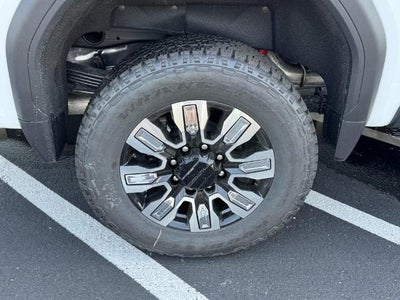 2026 GMC Sierra 2500 HD 4WD Crew Cab Denali