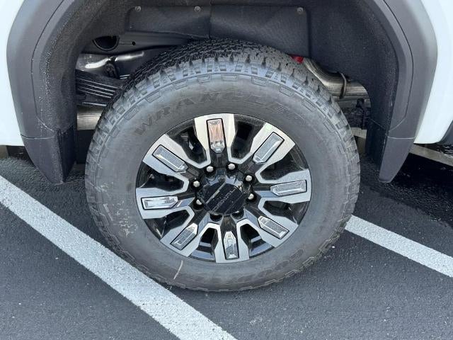 2026 GMC Sierra 2500 HD 4WD Crew Cab Denali