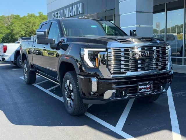 2026 GMC Sierra 2500 HD 4WD Crew Cab Denali