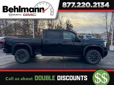 2026 GMC Sierra 3500 HD 4WD Crew Cab AT4