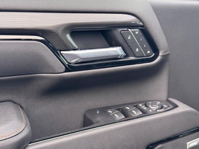 2026 GMC Sierra 3500 HD 4WD Crew Cab AT4