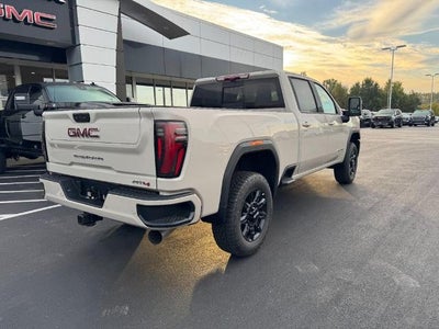 2026 GMC Sierra 3500 HD 4WD Crew Cab AT4