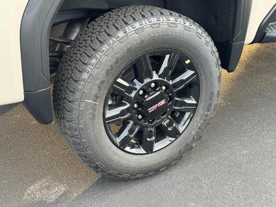 2026 GMC Sierra 3500 HD 4WD Crew Cab AT4