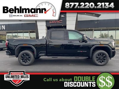 2026 GMC Sierra 3500 HD 4WD Crew Cab AT4