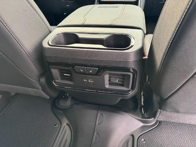 2026 GMC Sierra 3500 HD 4WD Crew Cab AT4