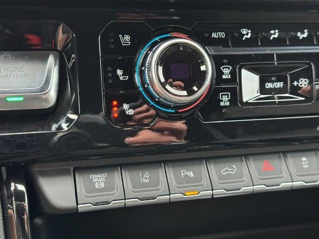 2026 GMC Sierra 3500 HD 4WD Crew Cab AT4