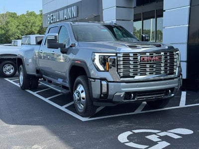 2026 GMC Sierra 3500 HD 4WD Crew Cab Denali