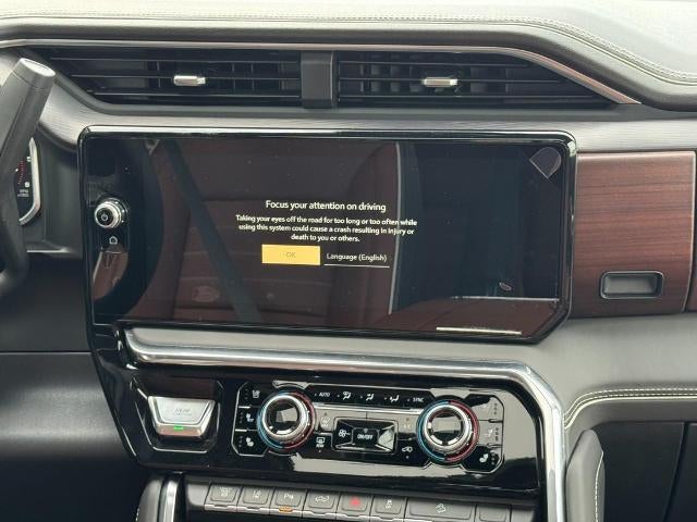 2026 GMC Sierra 2500 HD 4WD Crew Cab Denali Ultimate
