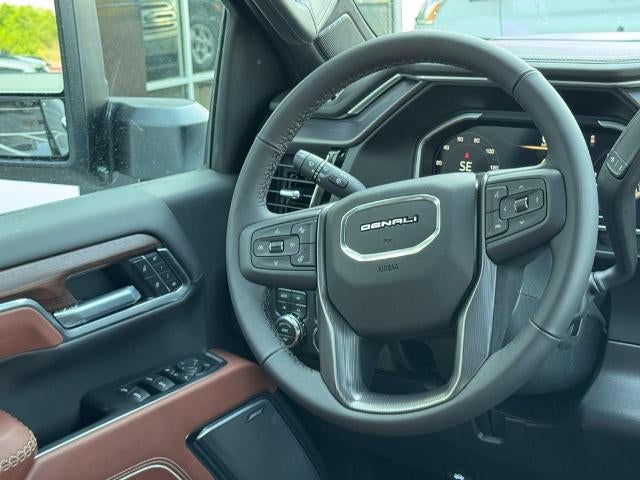 2026 GMC Sierra 2500 HD 4WD Crew Cab Denali Ultimate