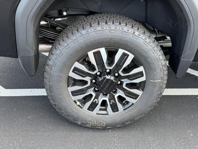 2026 GMC Sierra 2500 HD 4WD Crew Cab Denali Ultimate