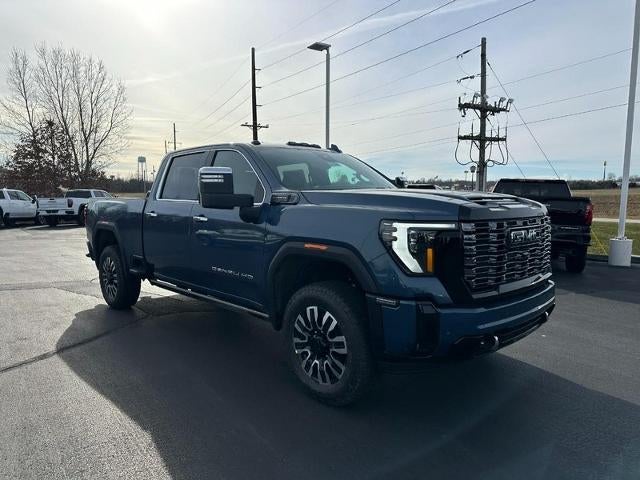 2026 GMC Sierra 2500 HD 4WD Crew Cab Denali Ultimate