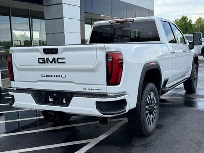 2026 GMC Sierra 2500 HD 4WD Crew Cab Denali Ultimate