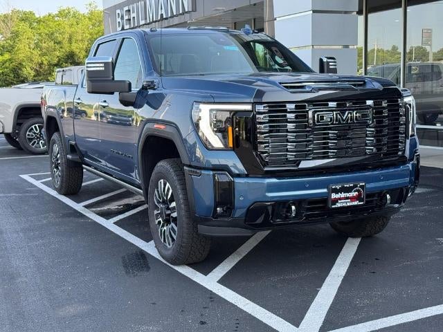 2026 GMC Sierra 2500 HD 4WD Crew Cab Denali Ultimate