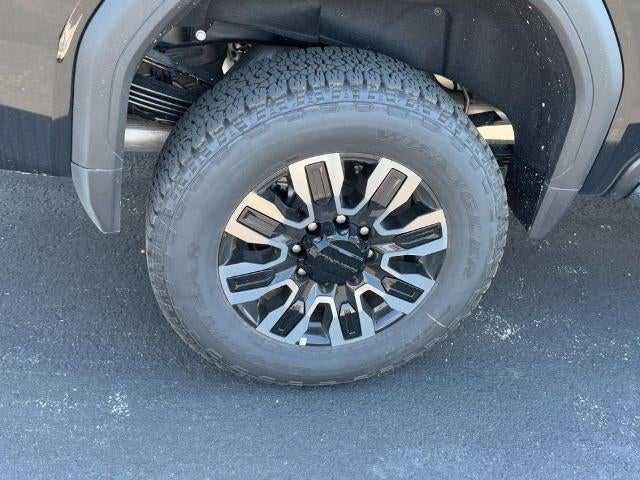 2026 GMC Sierra 3500 HD 4WD Crew Cab Denali Ultimate