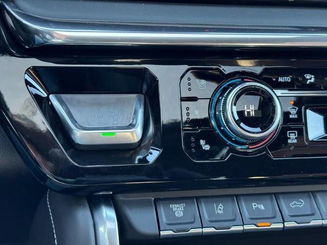 2026 GMC Sierra 3500 HD 4WD Crew Cab Denali Ultimate