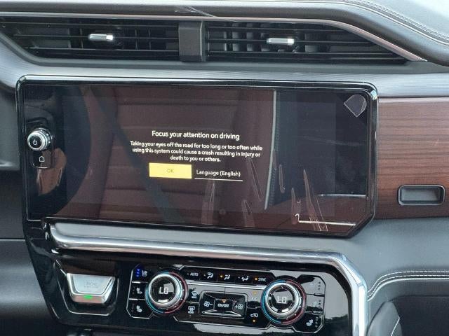 2026 GMC Sierra 3500 HD 4WD Crew Cab Denali Ultimate