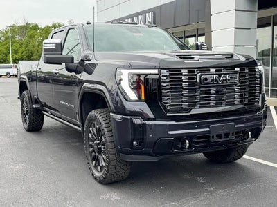 2026 GMC Sierra 3500 HD 4WD Crew Cab Denali Ultimate
