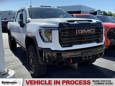 2026 GMC Sierra 2500 HD 4WD Crew Cab AT4X